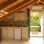 Pensión Yasemi 3*