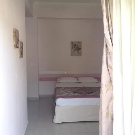 Yasemi Гостевой дом Василики